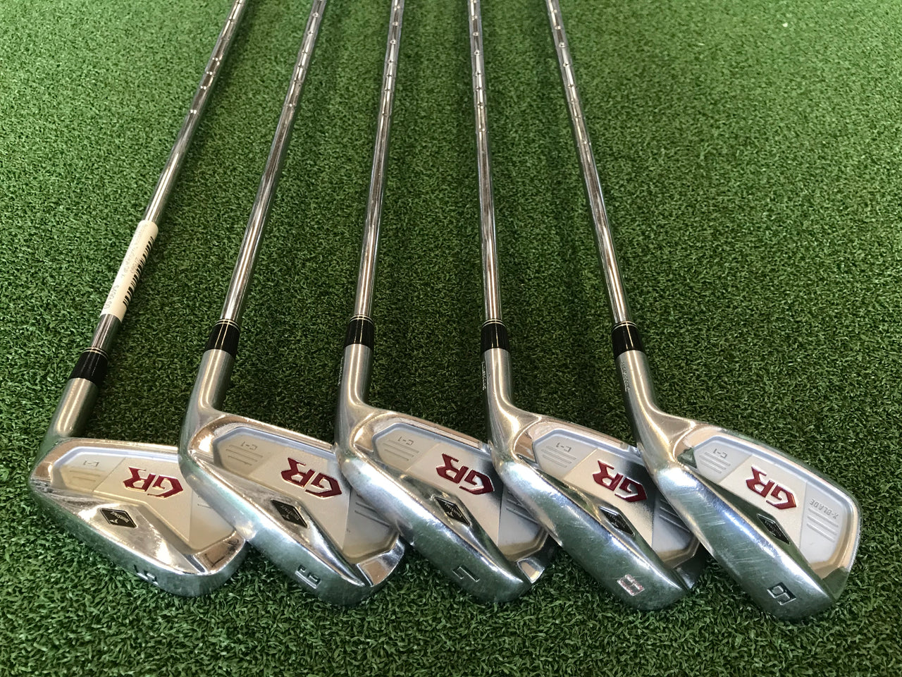 Bridgestone TourStage GR X-Blade C-1 5-9 Iron Set