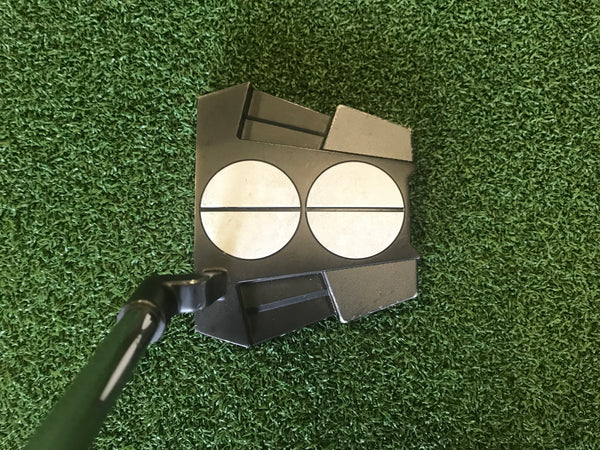 Odyssey Eleven 2-Ball 33" Putter With Headcover