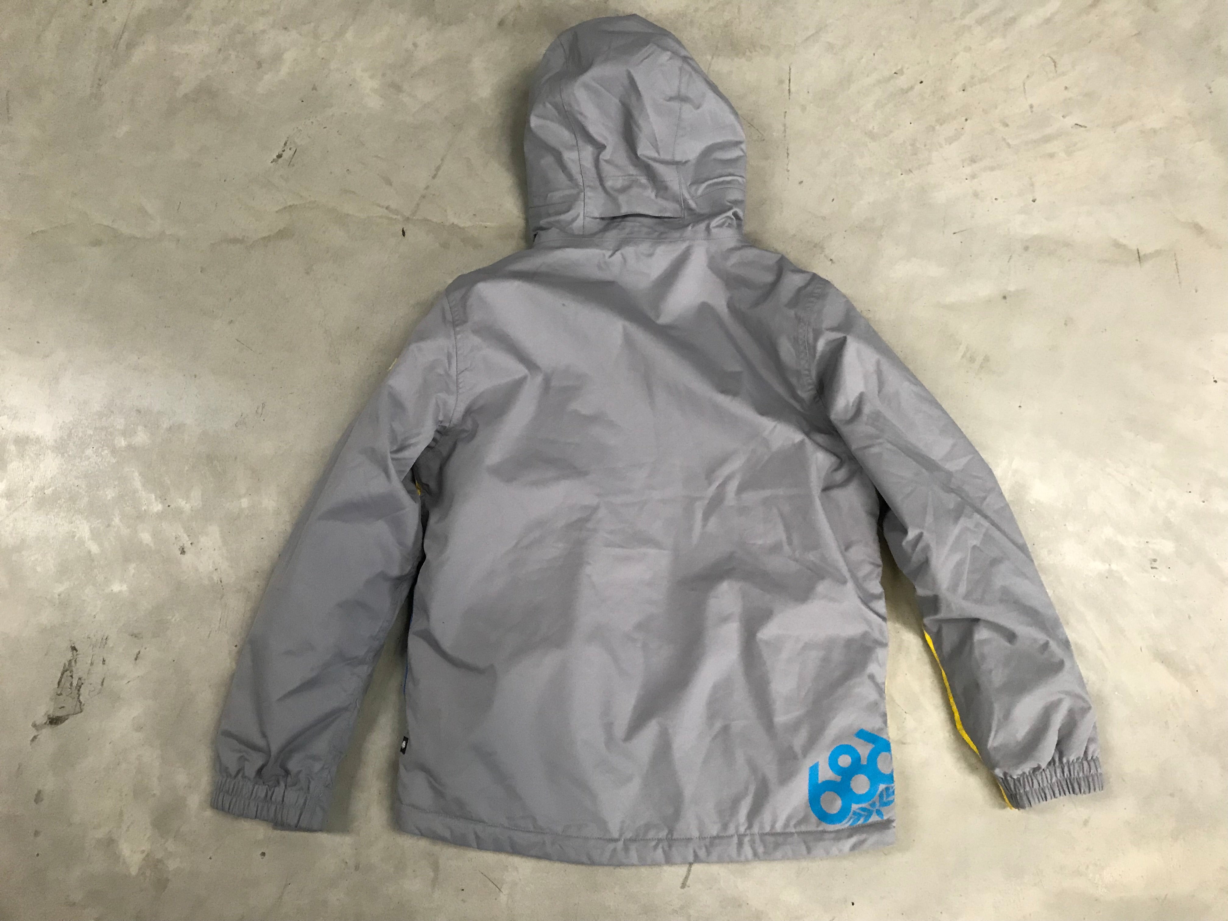 686 Youth Snow Jacket *Excellent Condition*
