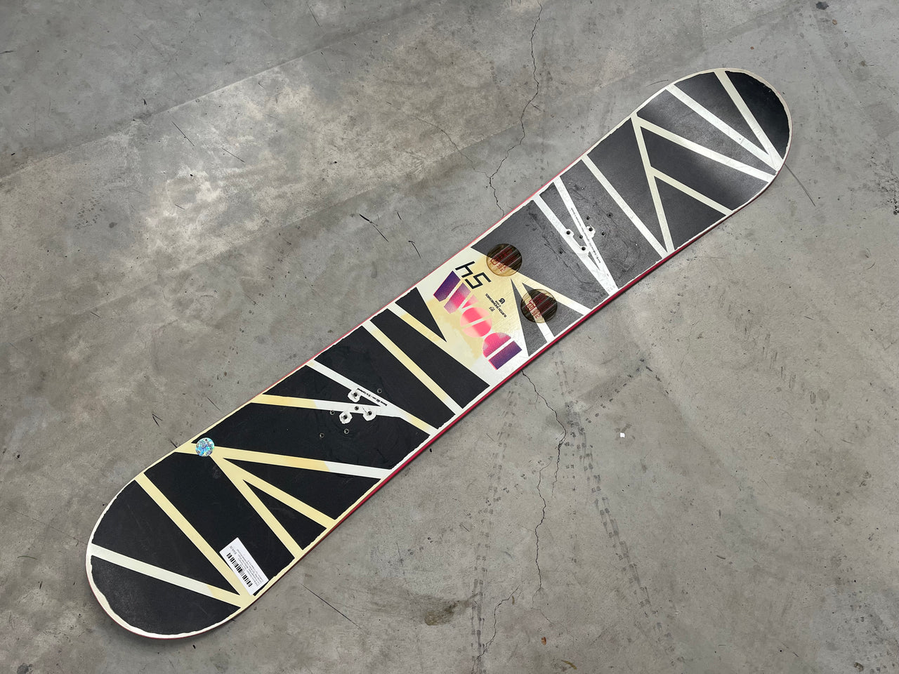 New & Pre-Owned Snowboards Without Bindings New & Pre-Owned Snowboards Without Bindings
