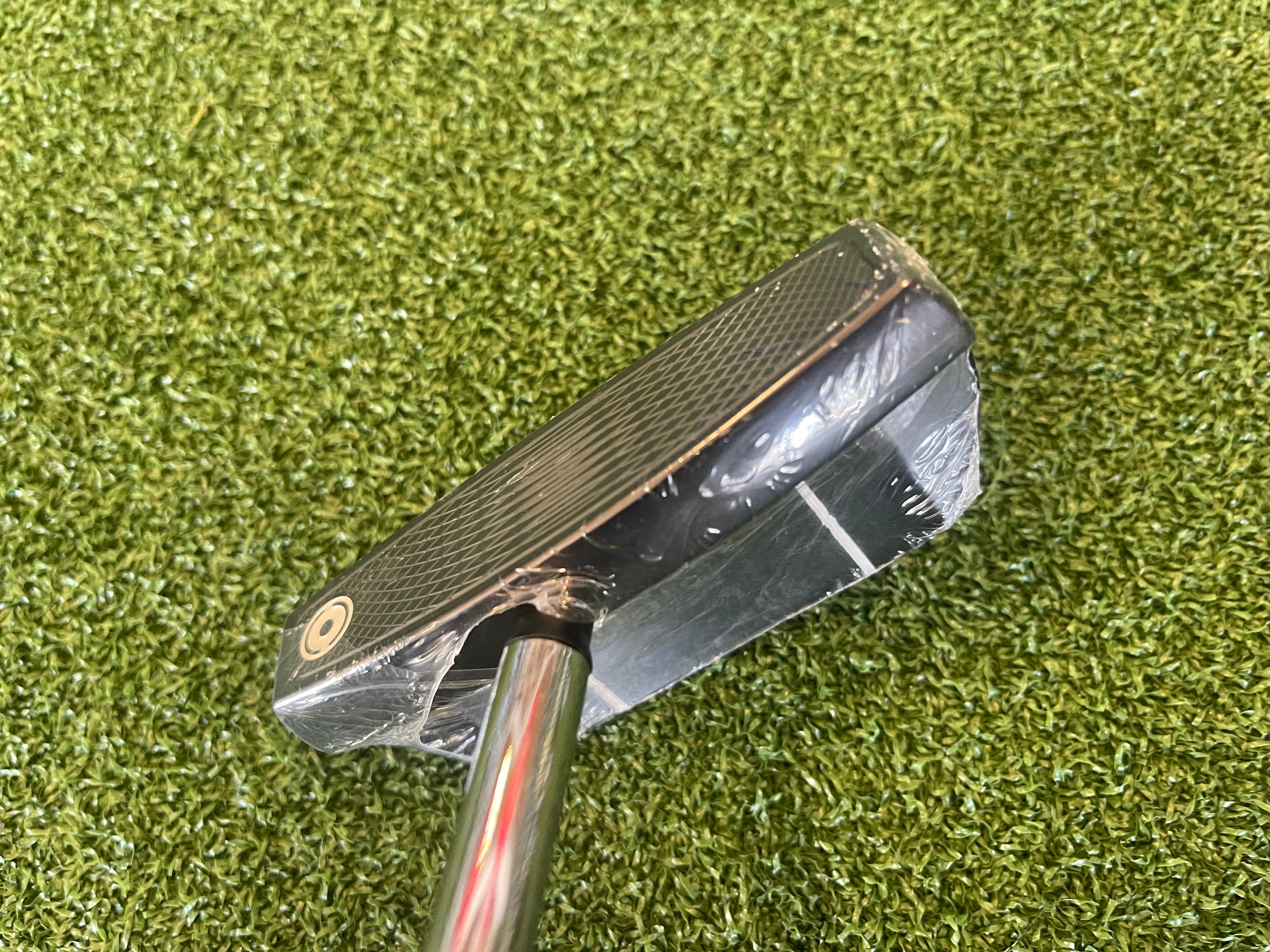 PING VAULT 2.0 PIPER C 33インチ New* Ping Vault 2.0 Piper C Stealth 33 Putter With Headcover