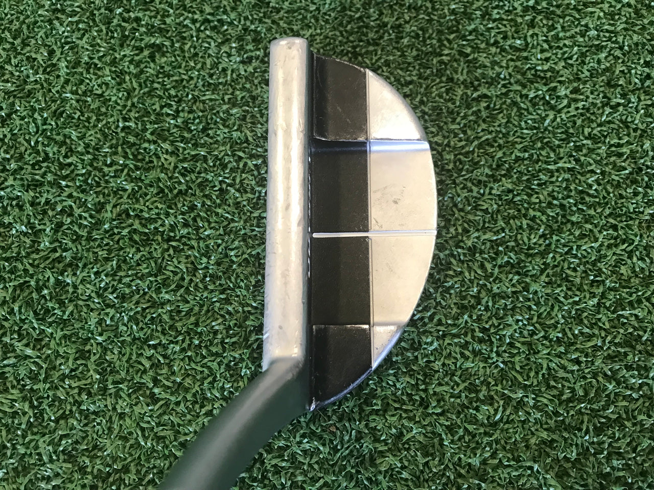 Odyssey Works Versa 9 34" Putter