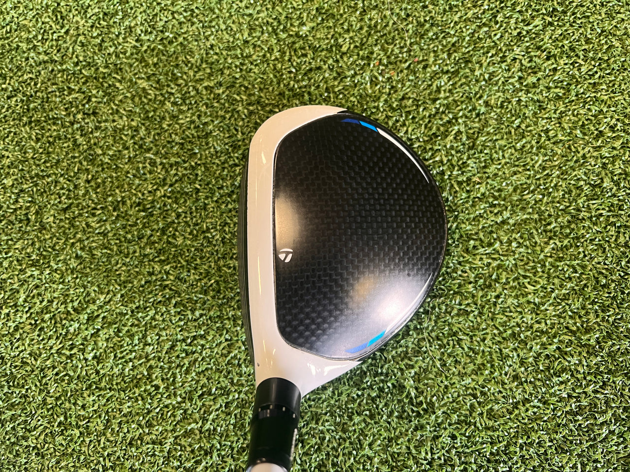 TaylorMade Sim 2 Titanium 19° 5 Wood With Headcover