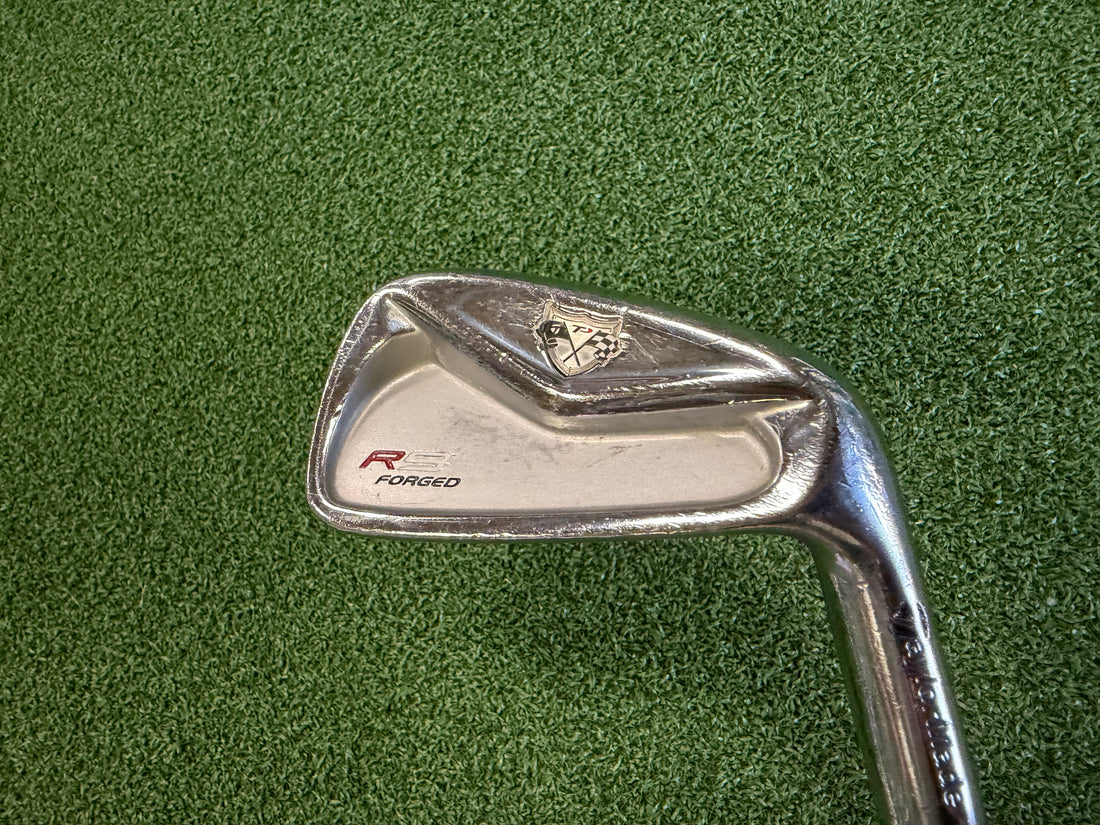 2010 TaylorMade R9 Forged 5-9, Pw Iron Set