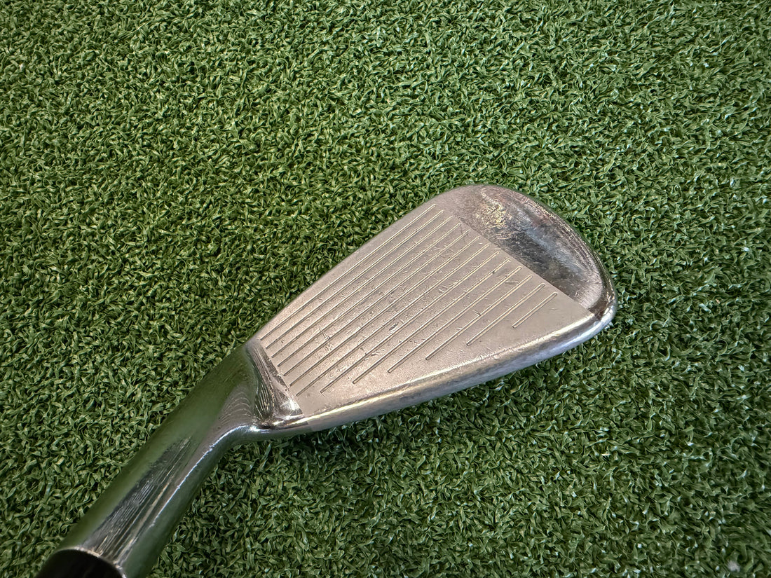 2010 TaylorMade R9 Forged 5-9, Pw Iron Set