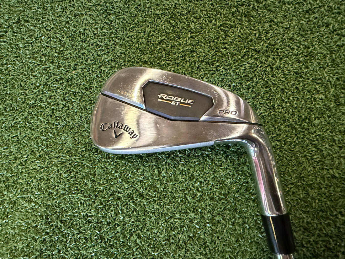 2022 Callaway Rogue ST Pro 5-9,Pw Iron Set * Excellent Condition *