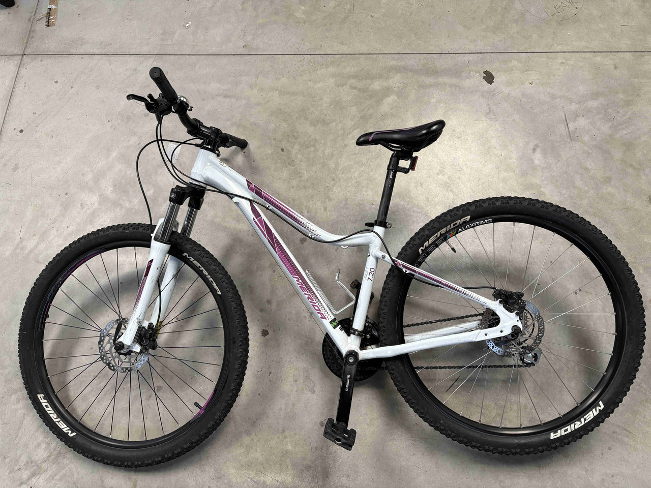 Merida Juliet 7.20-D Womens Bike