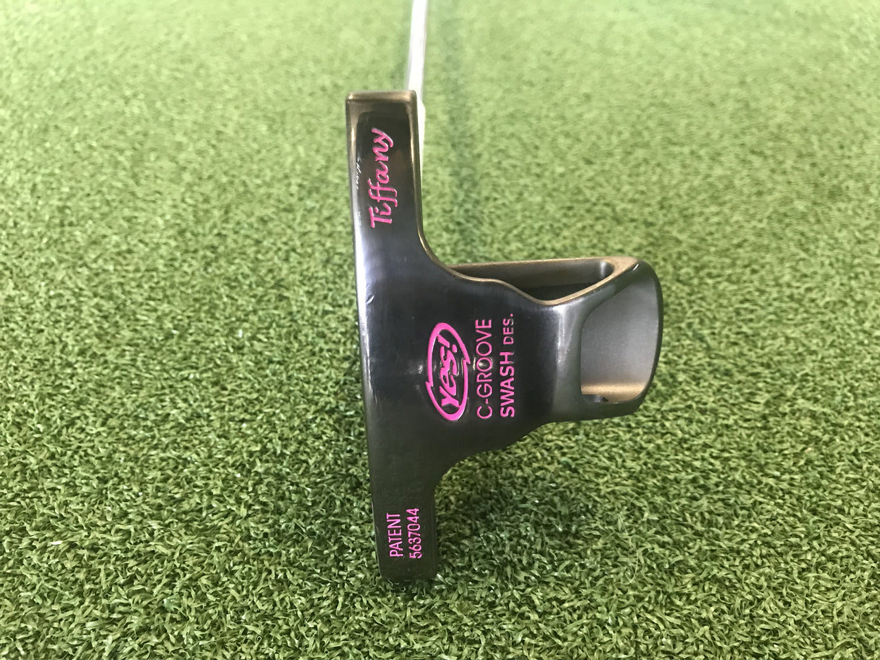 Yes! C-Groove Swash 32" Putter *Excellent Condition*