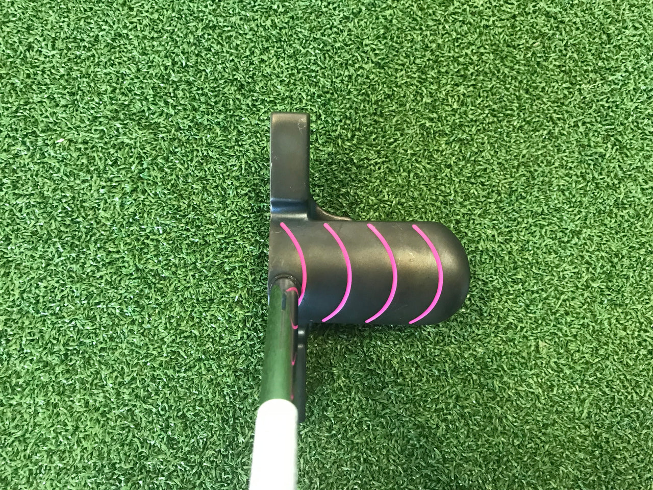 Yes! C-Groove Swash 32" Putter *Excellent Condition*