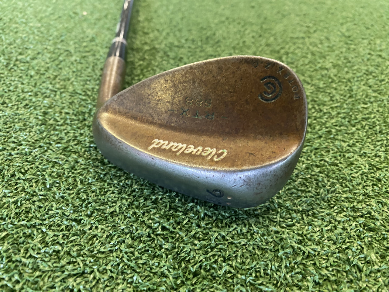 Cleveland RTX 588 56° Sand Wedge