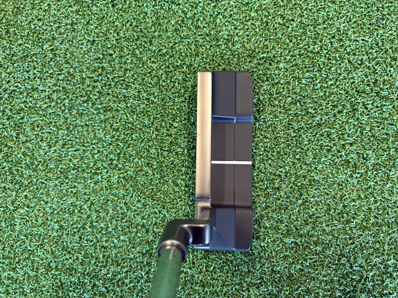 2025 Ping Scottsdale Anser 2D 34" Putter With Headcover *Like New*