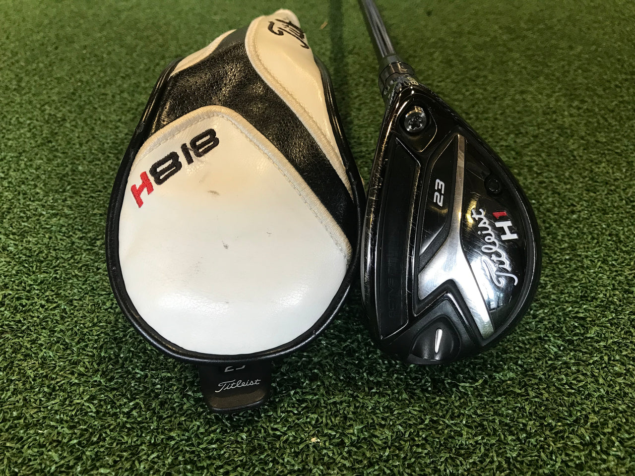 2017 Titleist 818 H1 23° 5 Hybrid With Headcover