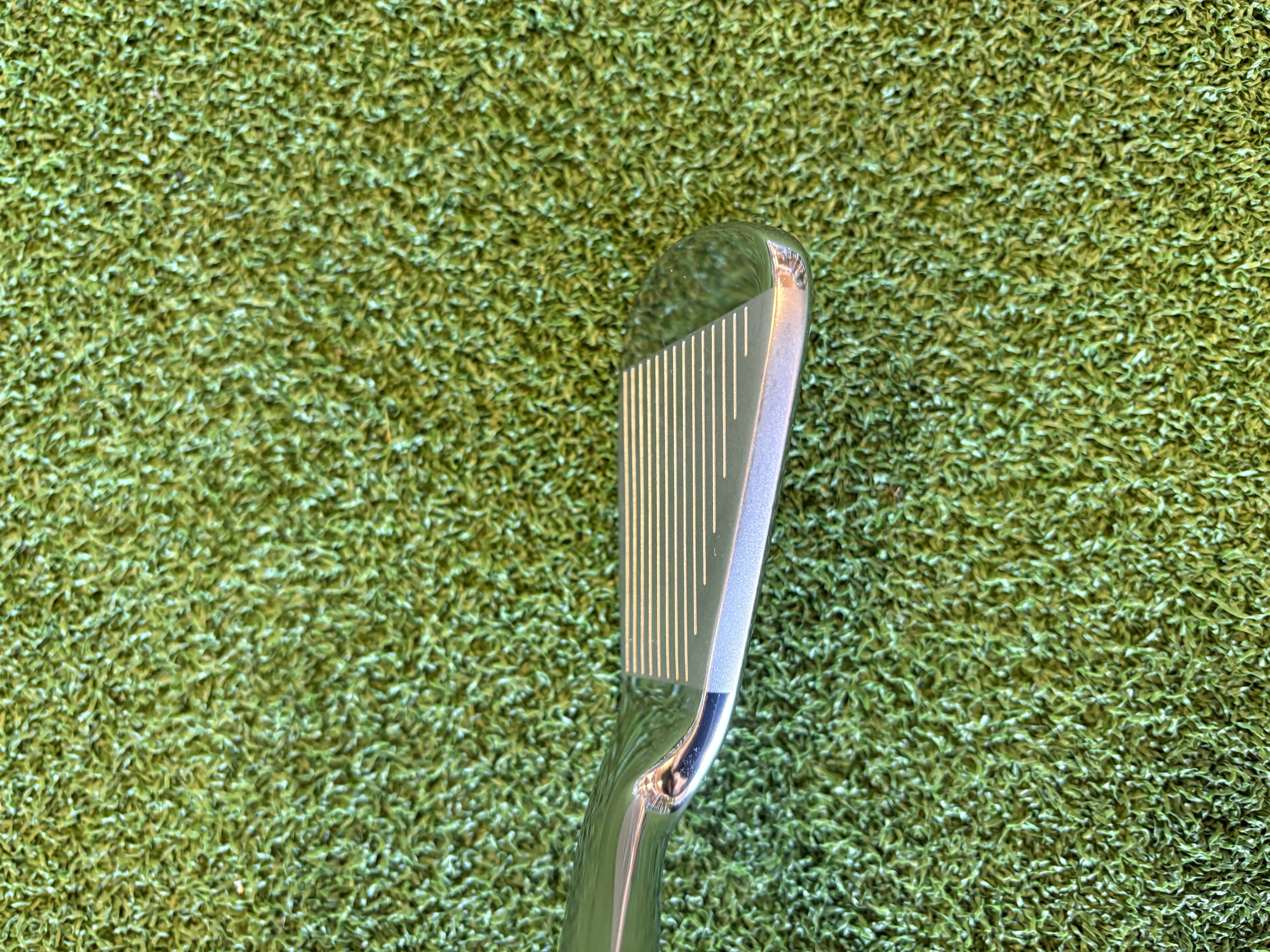 2011 TaylorMade R11 5-9, Pw Iron Set
