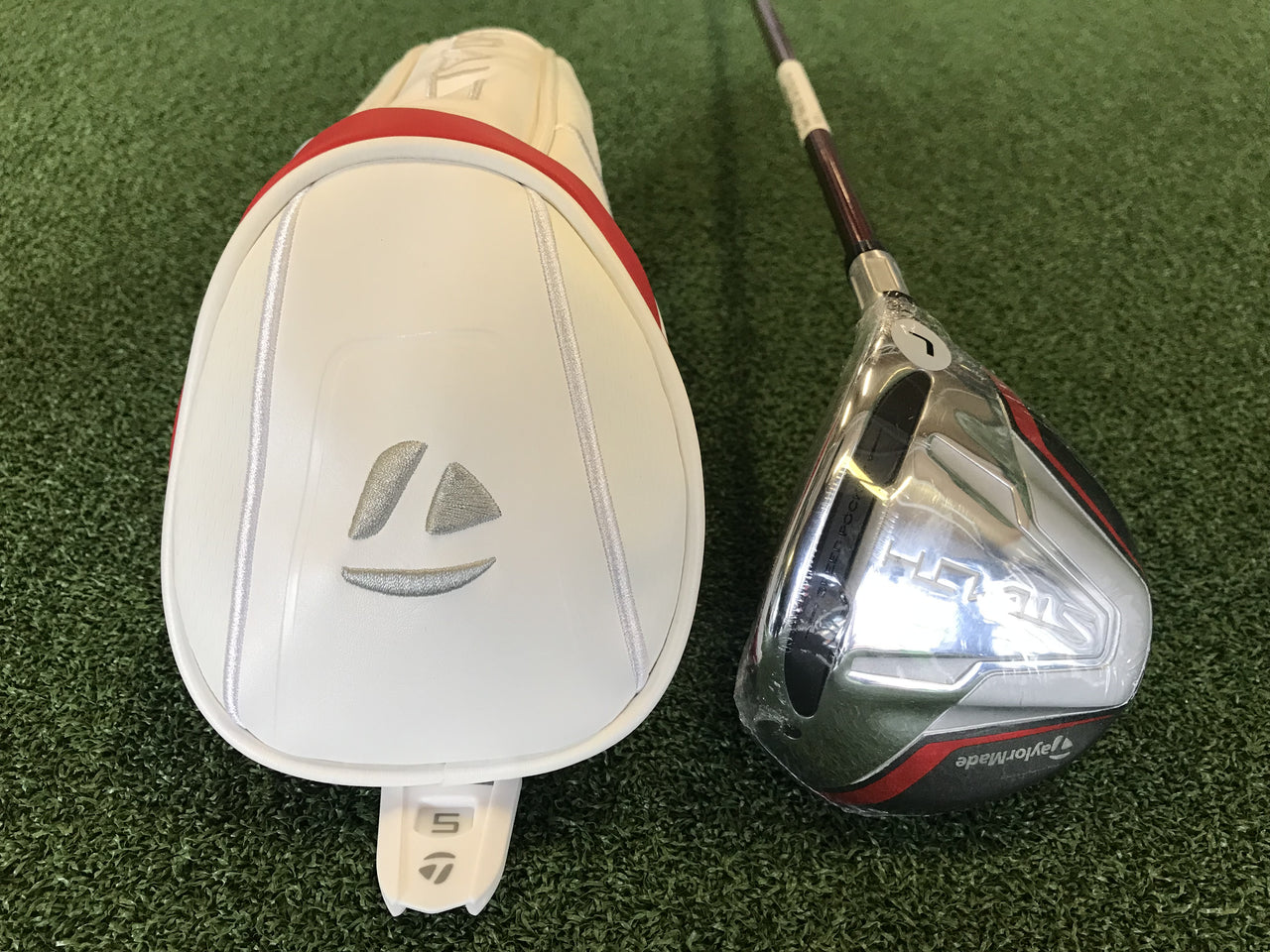 *New* 2022 TaylorMade Stealth 19° Ladies 5 Wood With Headcover