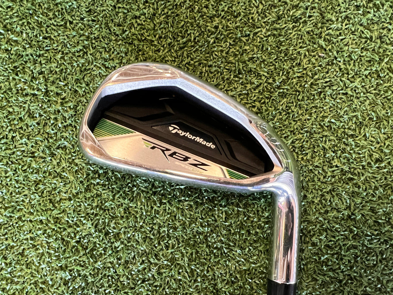 TaylorMade RBZ Speedlite 6-9, PW, SW Iron Set