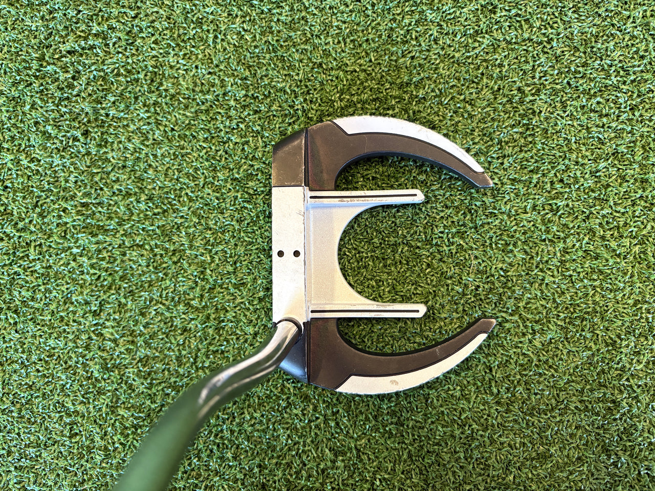 Odyssey Versa Sabertooth 34" Putter