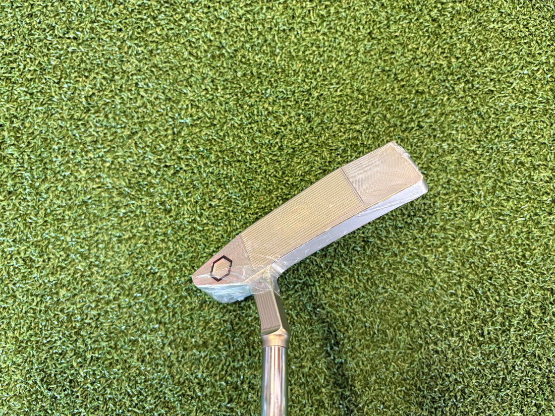 *New* Bettinardi Studio Stock #17 34" Putter With Headcover