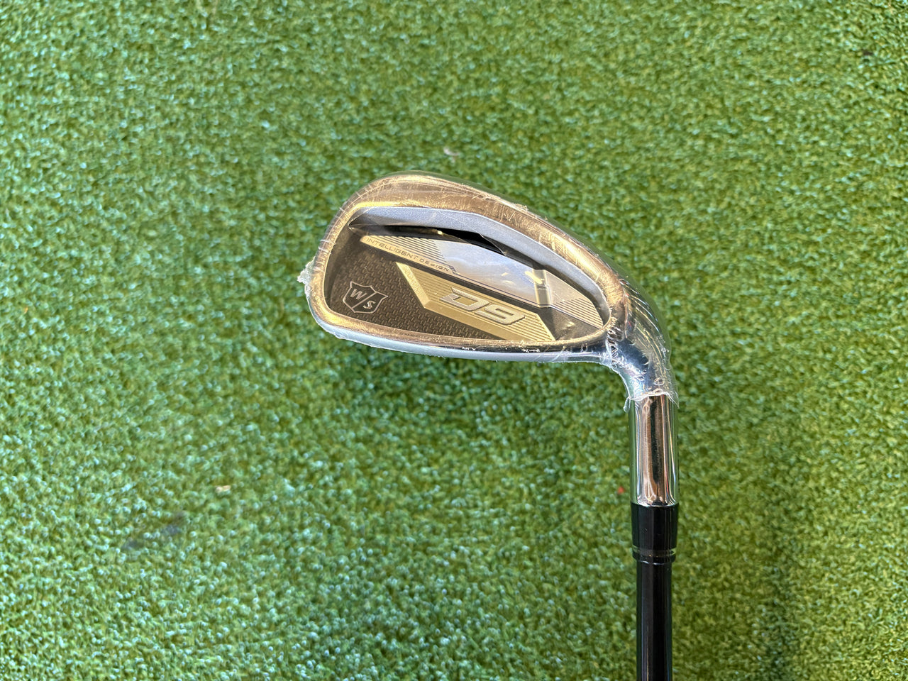 *New* 2021 Wilson D9 5-9, Pw Iron Set