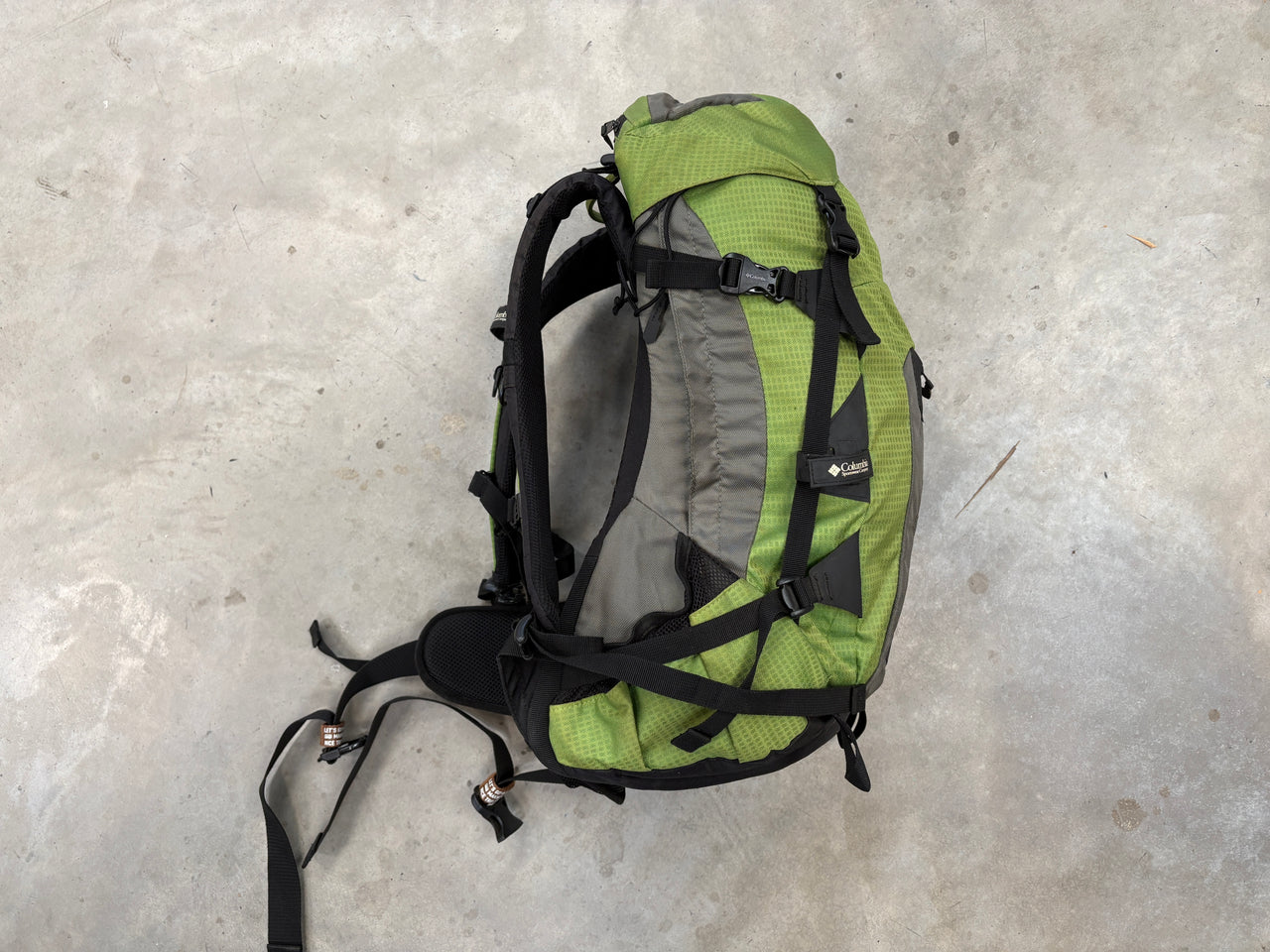 Columbia Greycliff 35 Litre Hiking Backpack *Excellent Condition*