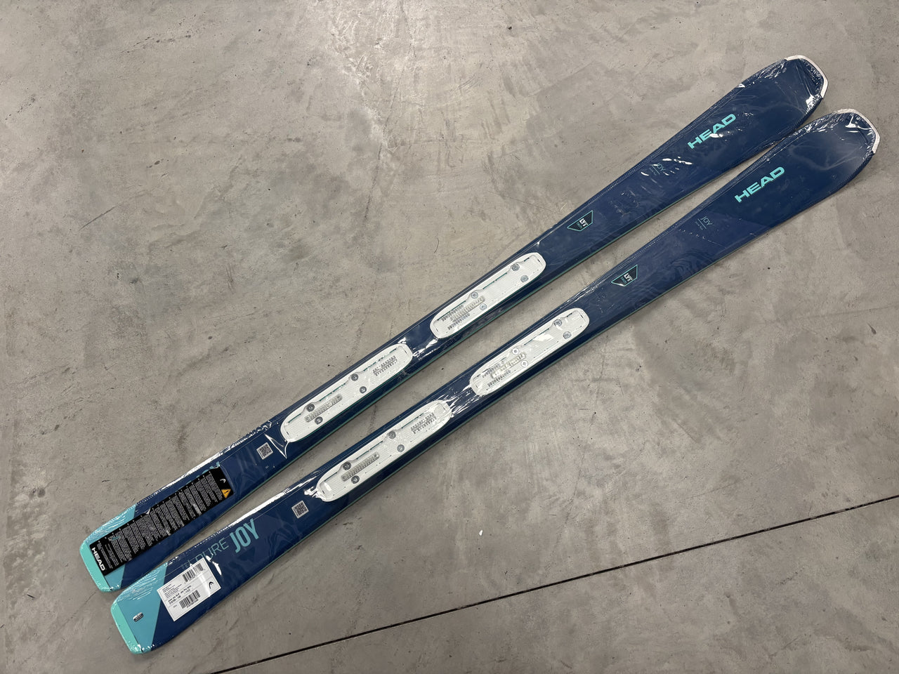 *New* Head Pure Joy 148cm Skis