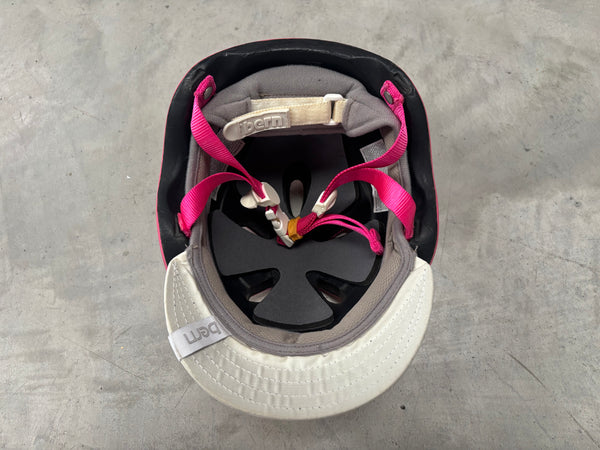 Bern Nina Zip Mold Helmet *Excellent Condition*