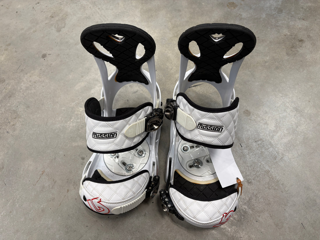 Burton Mission Medium Snowboard Bindings *Excellent Condition*