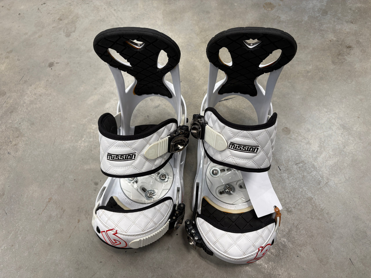 Burton Mission Medium Snowboard Bindings *Excellent Condition*