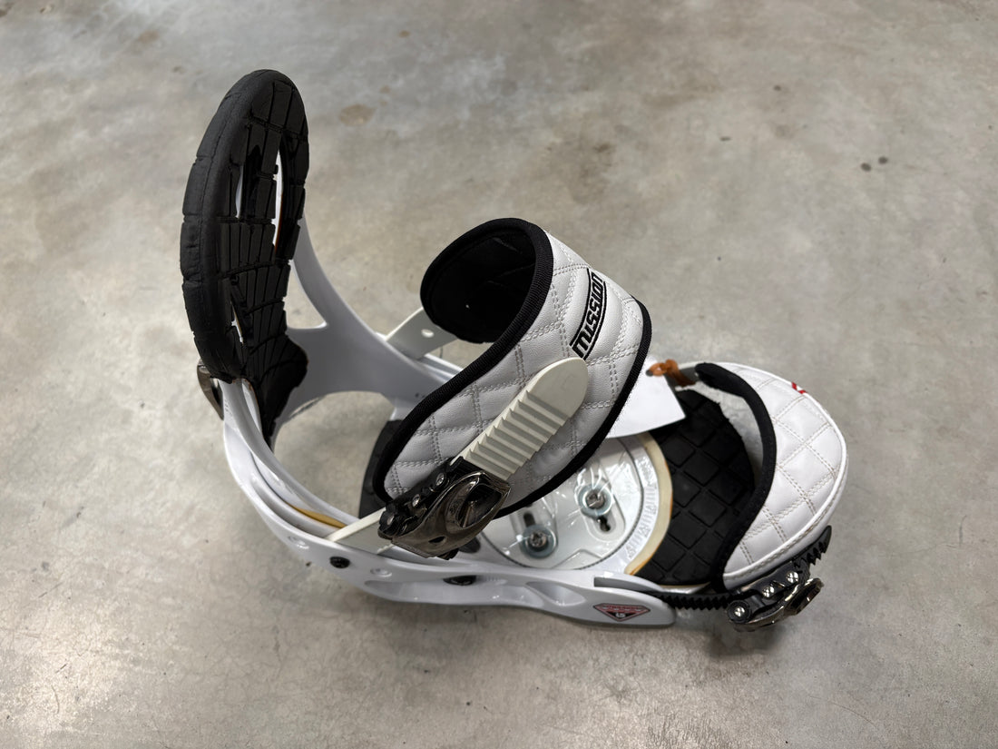 Burton Mission Medium Snowboard Bindings *Excellent Condition*