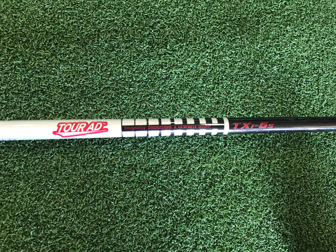 Bridgestone Tour B XD-5 9.5° Driver With Headcover
