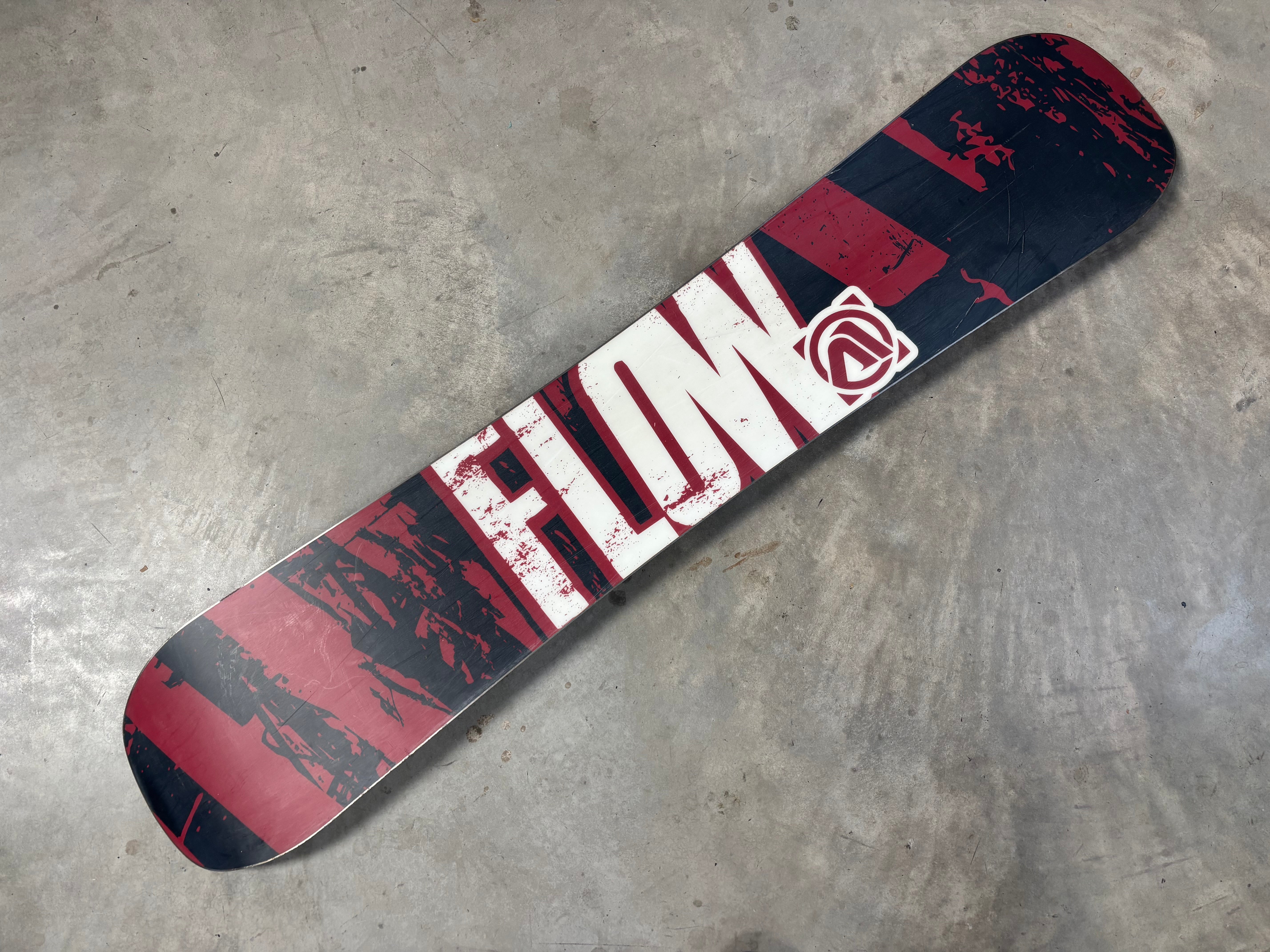 Flow Viper 154cm Snowboard Style- Freeride Shape- True Twin