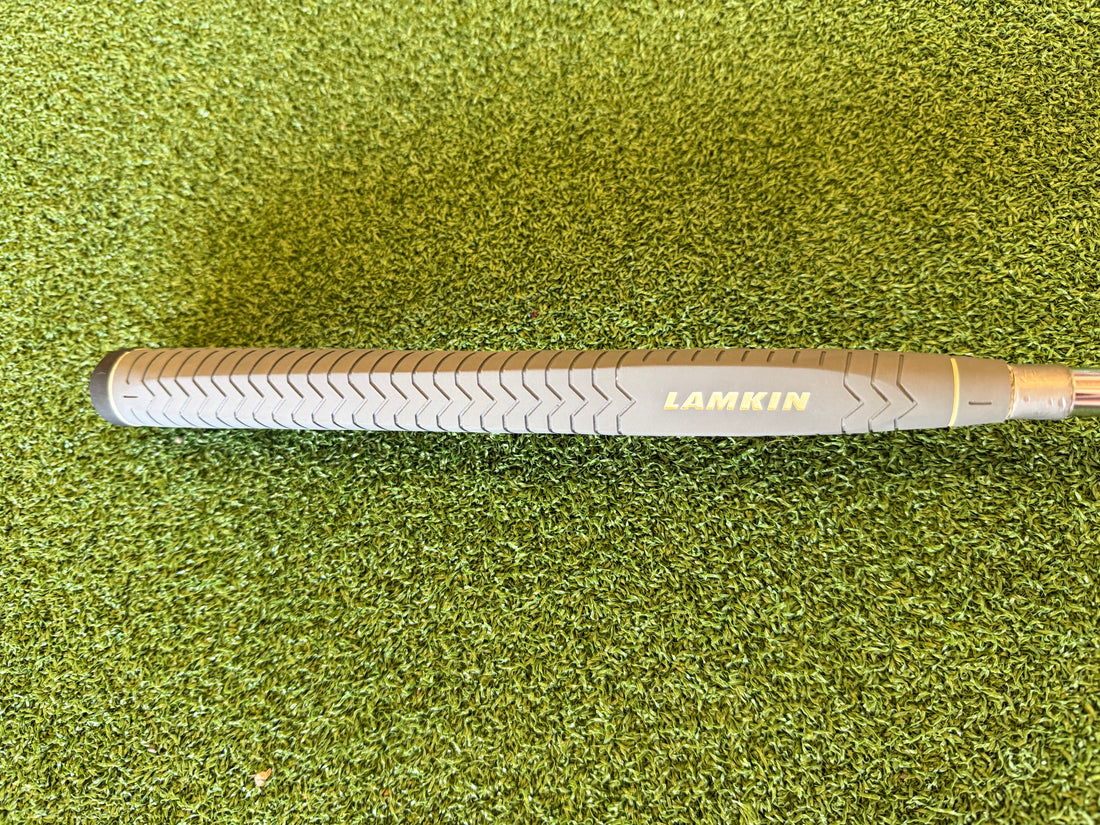Odyssey White Ice Mini T 32" Putter