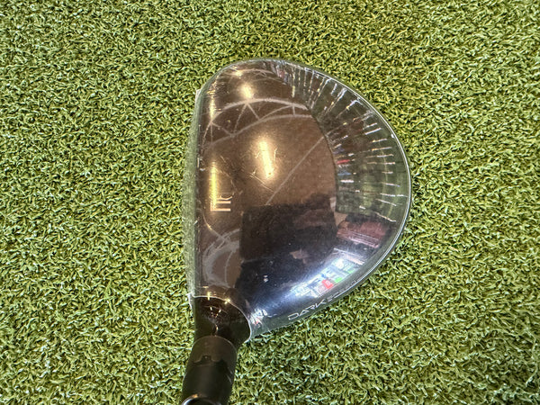 * New * 2023 Cobra Darkspeed Max 21.5° Ladies 5 Wood