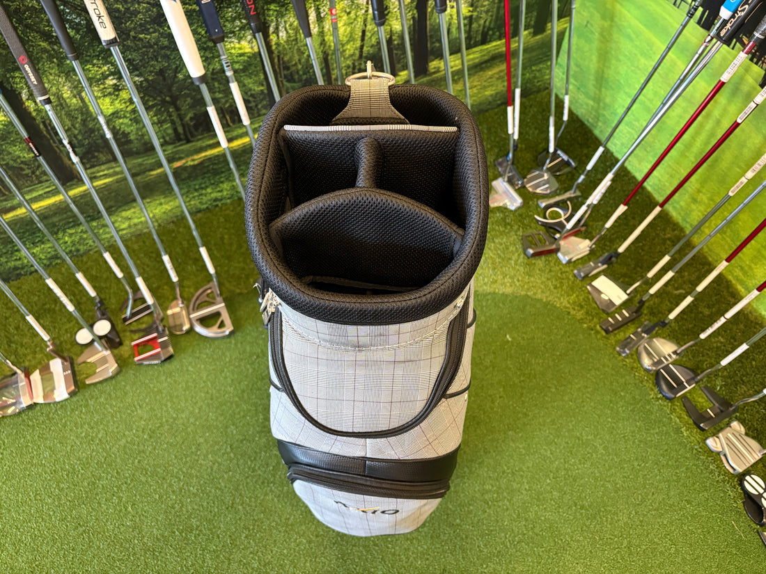 XXIO 4-Way Cart Bag *Like New*
