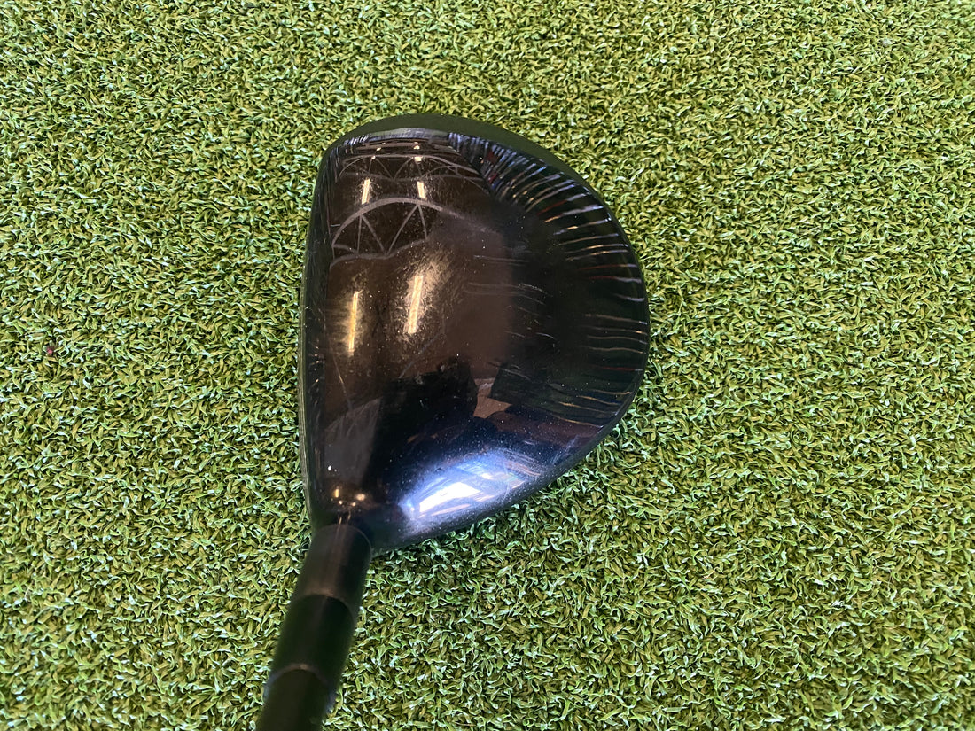Cleveland Black 16° 3 Wood Fairway Wood for Easy Launch