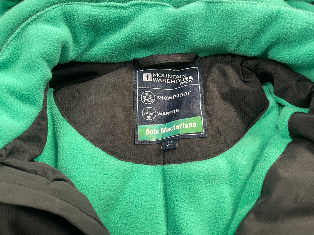 Mountain Adventure Junior Boys Snow Jacket Size- 13 Condition- 7.5