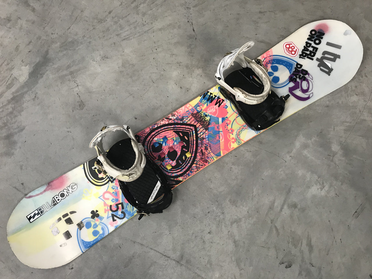 2008 K2 World Wide Weapon 152cm Snowboard With Bindings