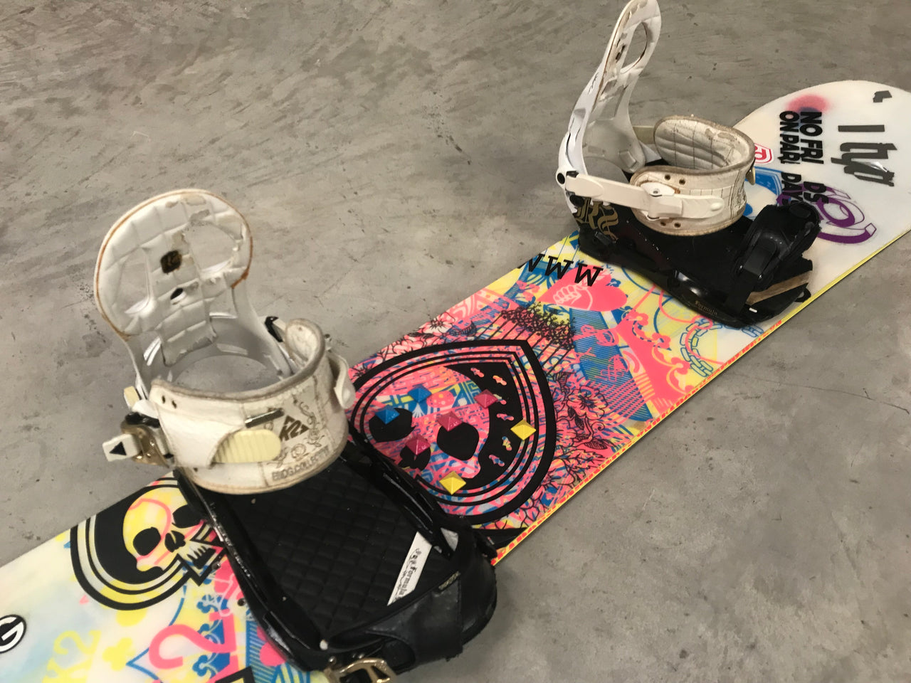 2008 K2 World Wide Weapon 152cm Snowboard With Bindings