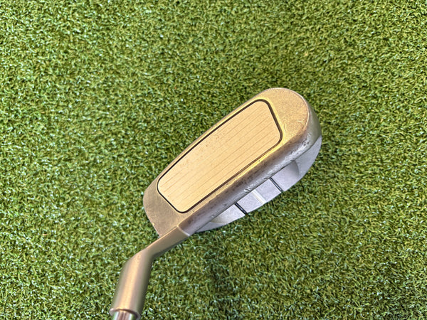 Odyssey X ACT 37° Chipper *Excellent Condition*