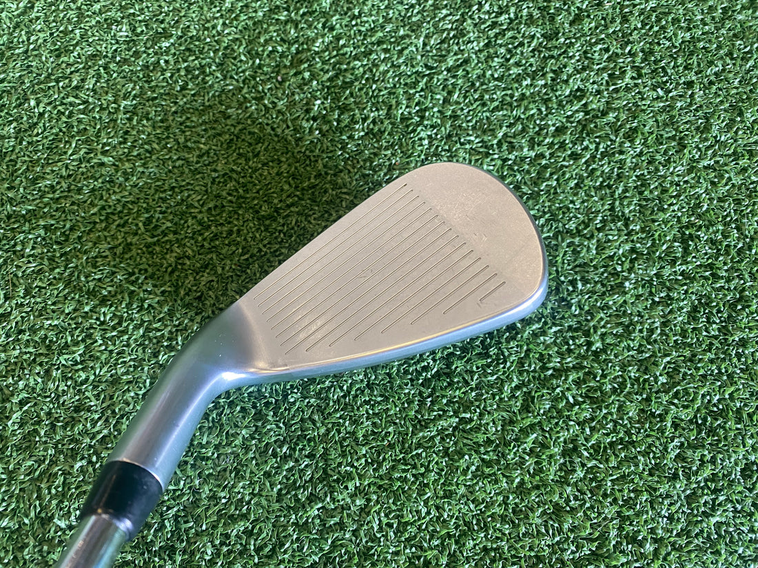 2023 XXIO X 5-9, PW Iron Set *Excellent Condition*