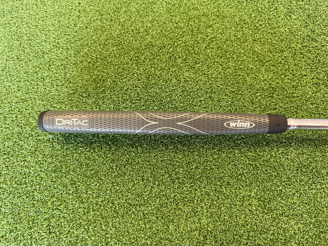 Odyssey White Hot XG #9 32" Putter