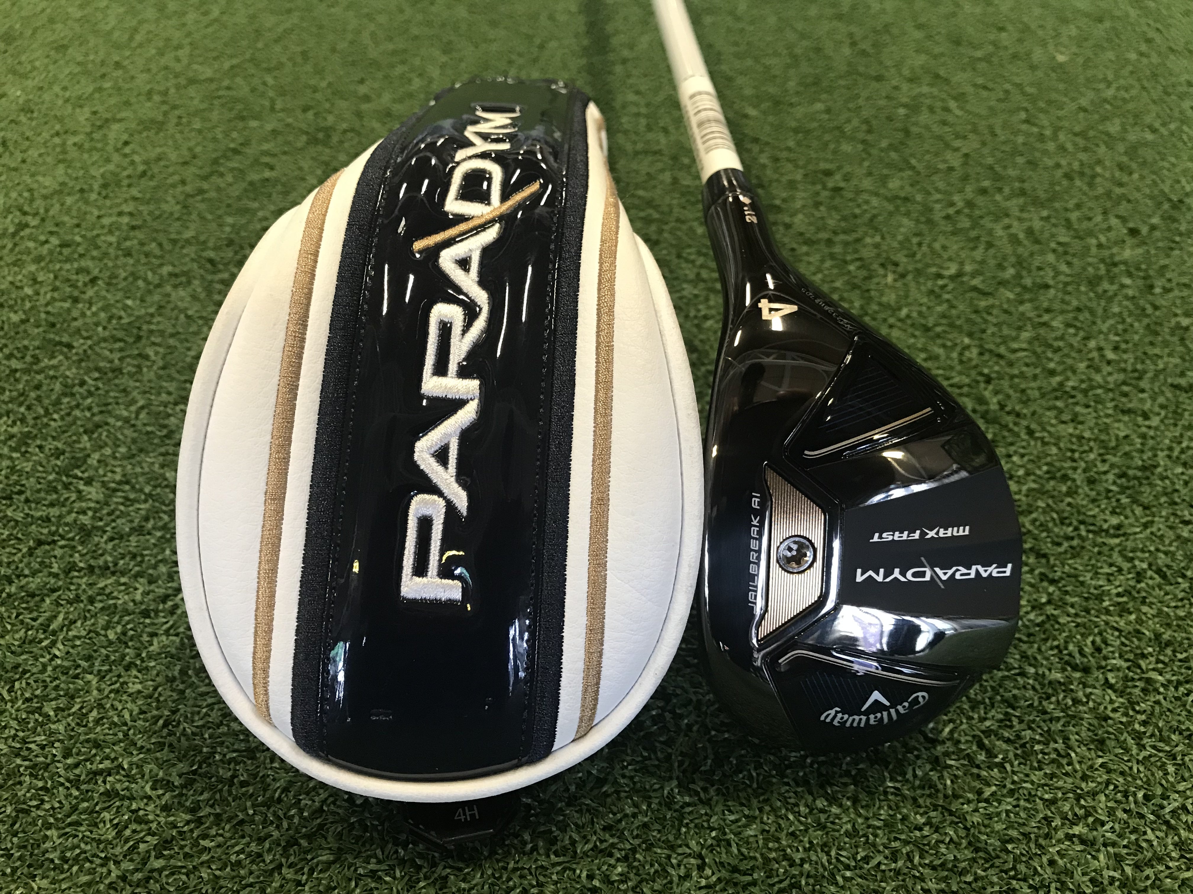 Callaway Paradym Max Fast 21° Ladies 4 Hybrid With Headcover *Like New*