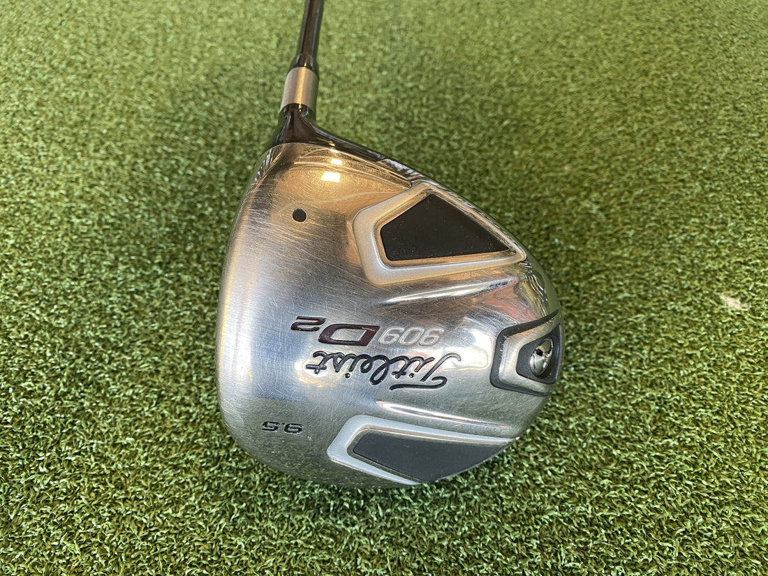 Titleist 909 D2 9.5° Driver