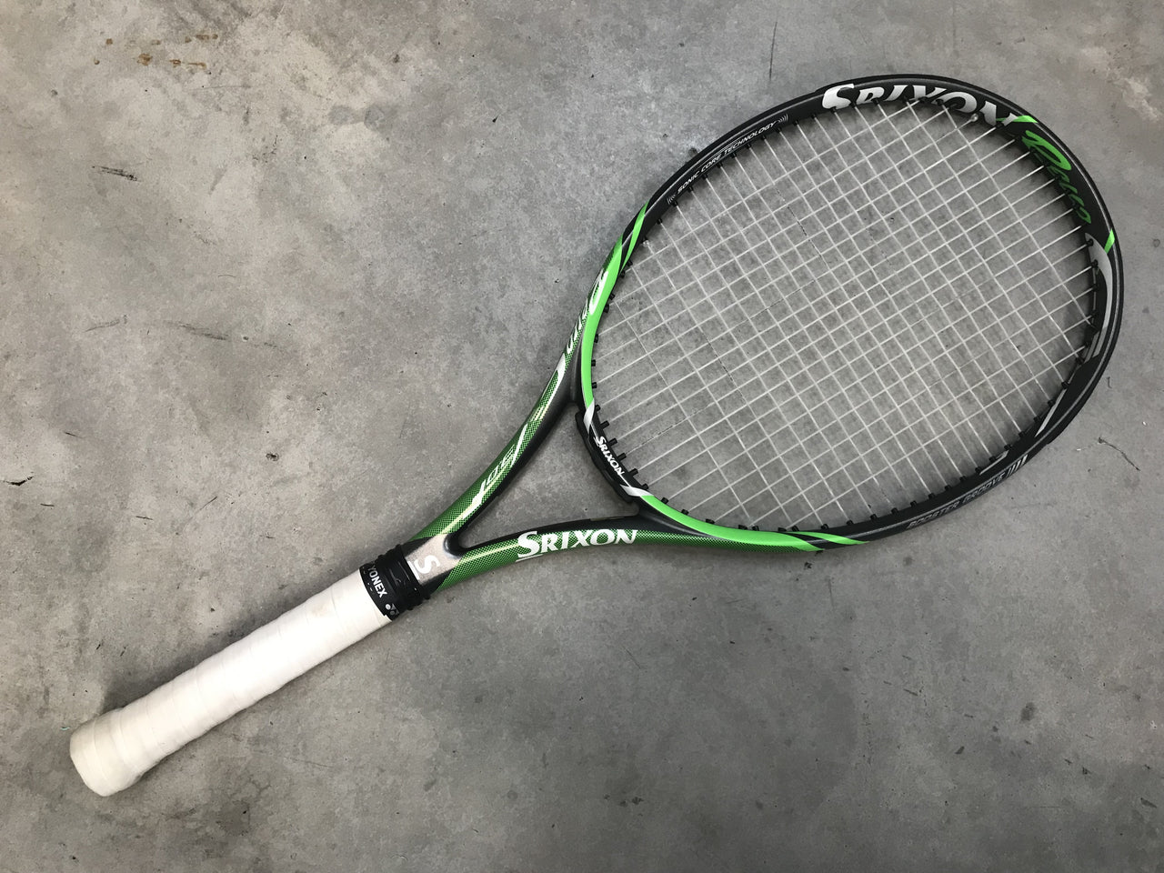 2016 Srixon Revo  C V 3.0 F Tennis Racket *Excellent Condition*