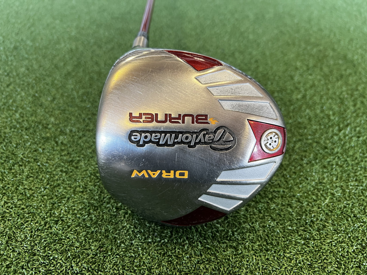 2007 TaylorMade Burner Draw 10.5° Driver Dexterity- R/H Flex- Stiff Length- 45.5" Condition- 7 Shaft- Reax SuperFast 49 Grip- TaylorMade