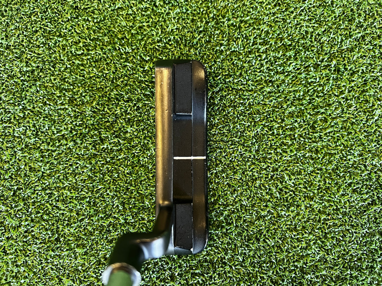 Odyssey Stroke Lab One 34" Putter