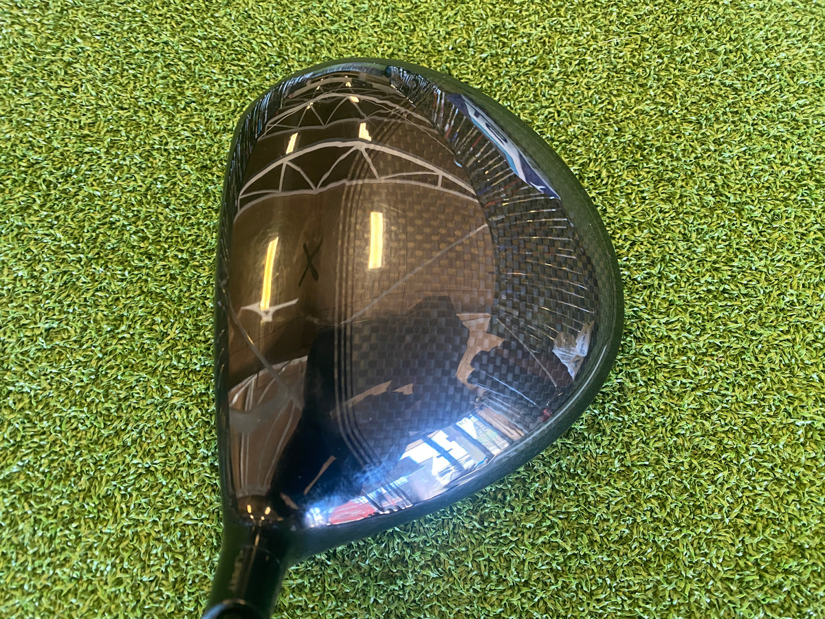 2023 Mizuno ST-X 230 10.5° Driver With Headcover