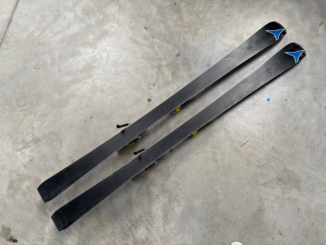 Atomic BlueStar Elite 164cm Unisex Carving Skis