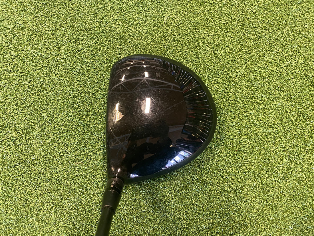 Titleist 915 D2 9.5°Driver