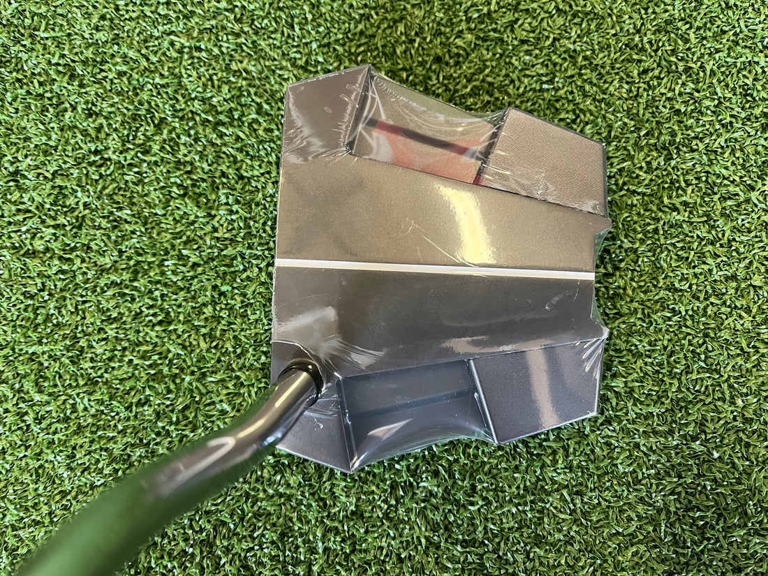 *New* 2022 Odyssey Eleven Tour Lined Ladies 32" Putter With Headcover