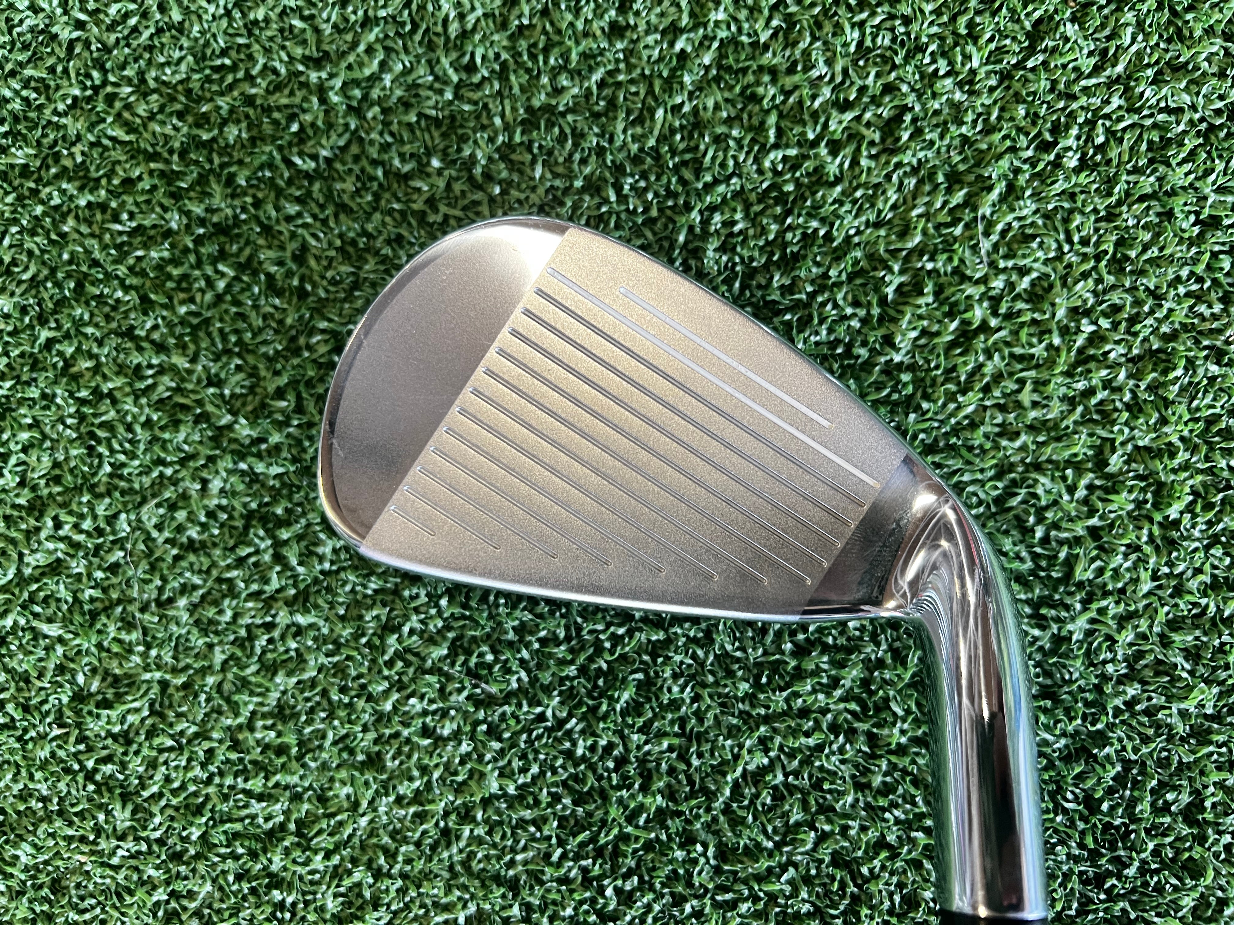 TaylorMade R7 XR Left Handed 4 Iron